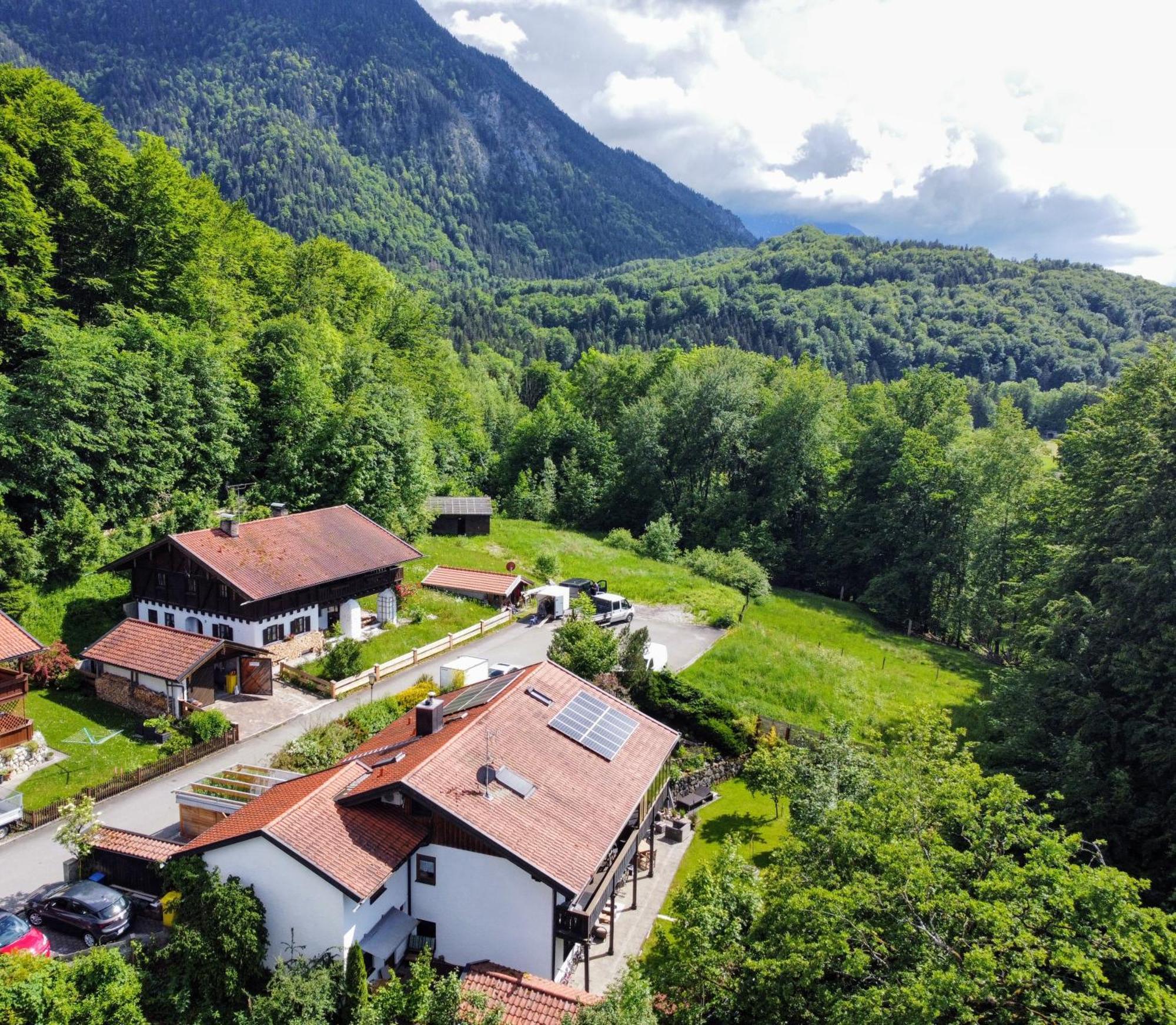 Ferienapartment Opitz - Zugspitzregion Ohlstadt Bagian luar foto